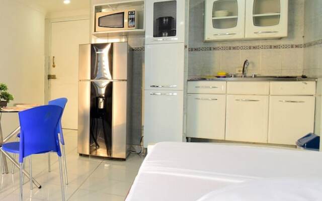 Apartamento Azul Marino - Piso 18