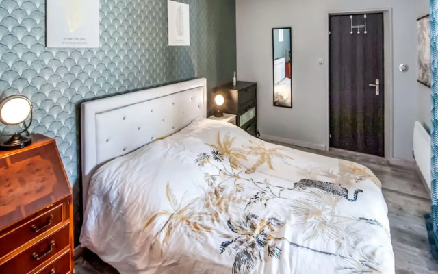 Holiday Home in Orange With Private Pool