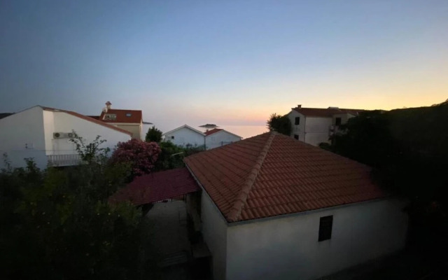 Rosemary - Gorgeous Garden - A1