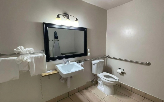 Quality Inn Ontario Airport Convention Center