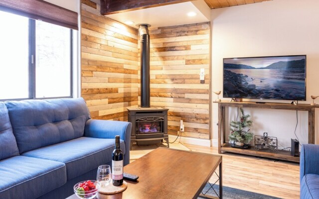 Mojave Getaway #1958