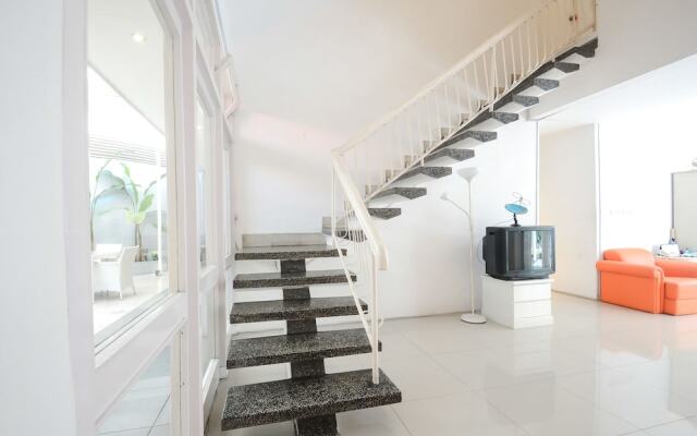 Airy Dago Dipatiukur Kyai Luhur 2 Bandung