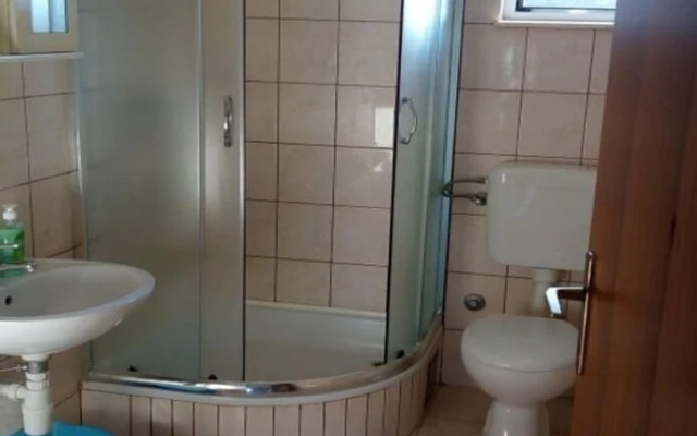 Slaven - 50 m From Beach - A3