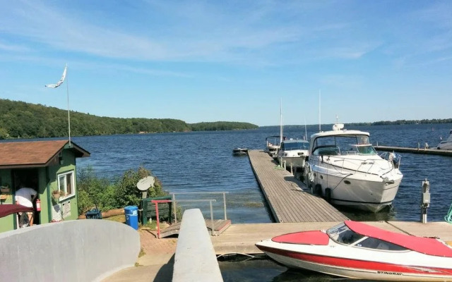 Westport Station Motel