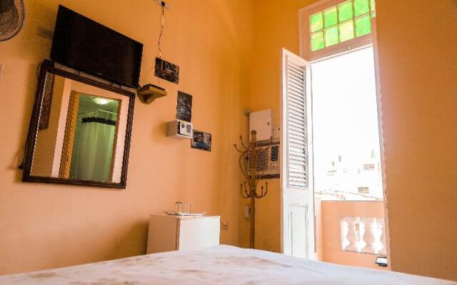 Hostal Balcones Consulado