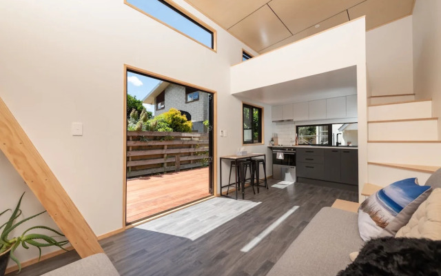 Toodle's Cozy Loft Hideaway