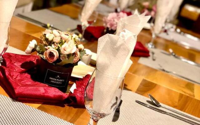 Summerset Continental Hotel By Usuma