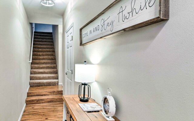 Charming Anchorage Townhouse w/ Fire Pit!