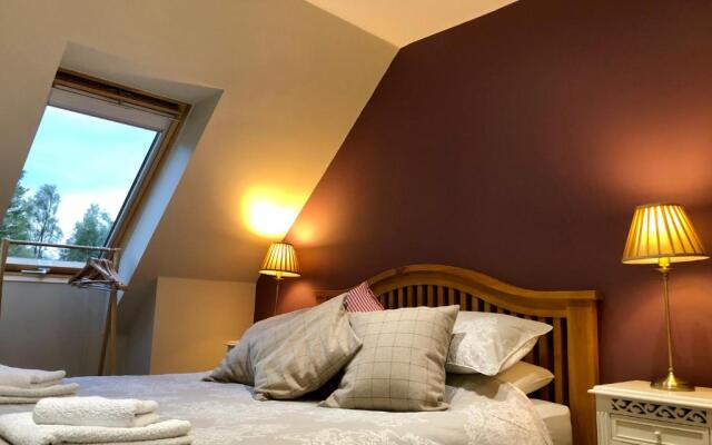 Hunters Lodge Apartments