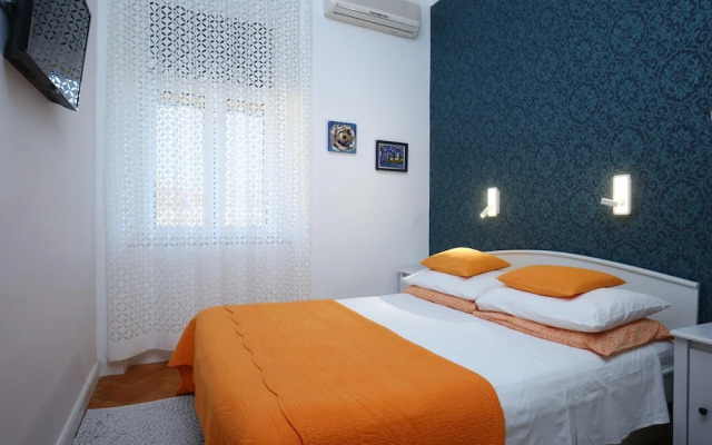 Apartments Marmont