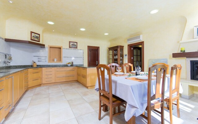 Villa Solhabitat La Sort