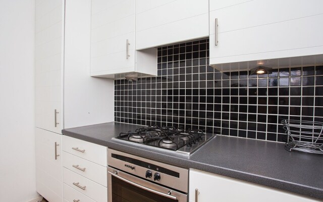 Modern 2 Bedroom Flat In West Ham