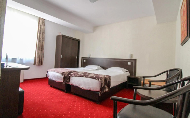 Hotel Razvan