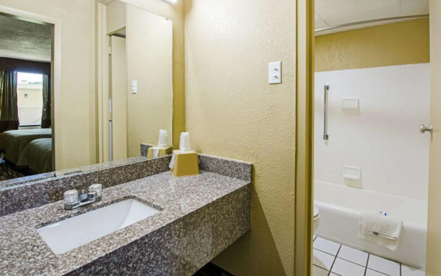Travel Inn Bristol near State St
