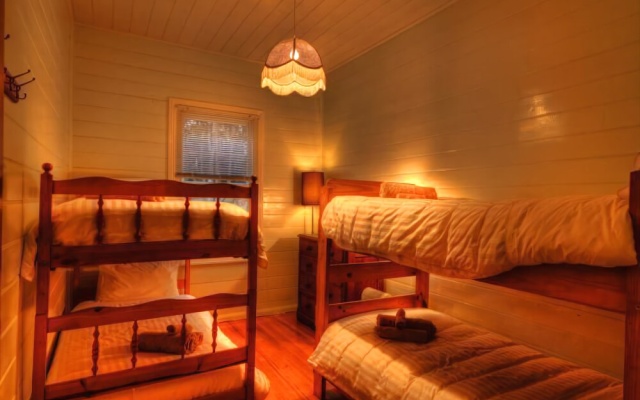 Lake Leake Inn – Guest Rooms – Lake Leake
