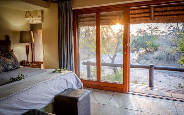 Shimungwe lodge