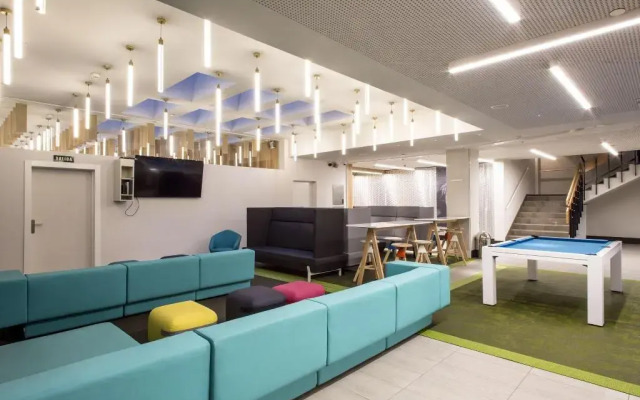 Residencia Universitaria Resa Claudio Coello - Campus Accomodation