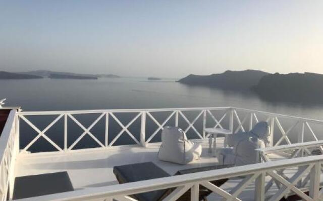 Maryloujohn Villas Oia