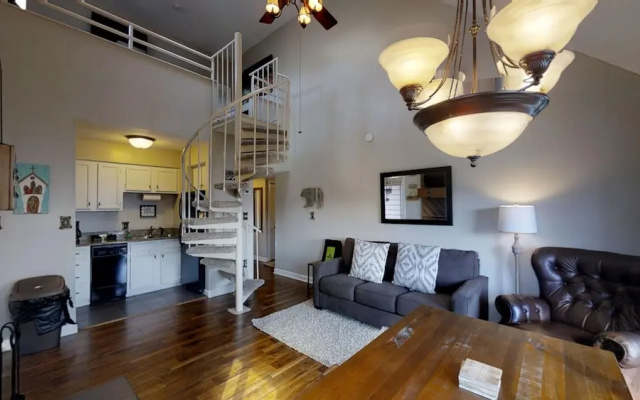 Smoky Top Summit 2 Bedroom Condo by RedAwning