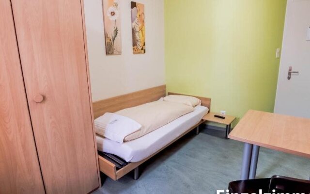Hotel & Backpackers ZAK