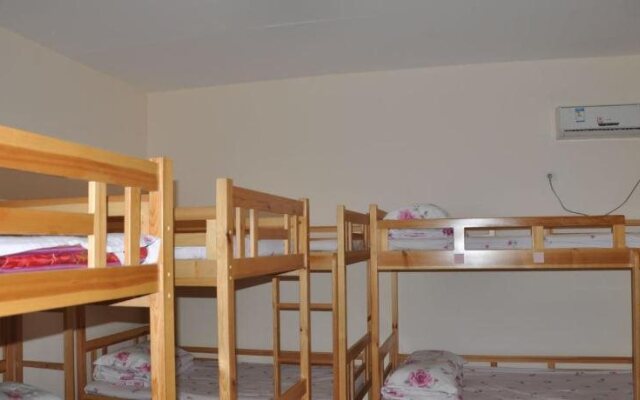 Dengfeng Climb International Youth Hostel