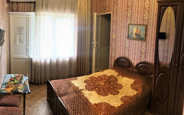 Feniks Guest House
