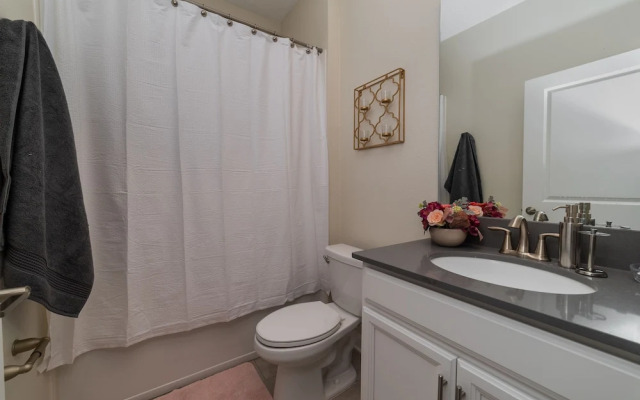 Villa W/private Pool &themed Rooms, Near Disney!
