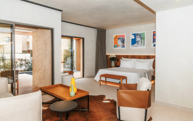 M Boutique Hotel - Designed for Adults