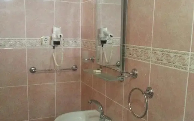 Amastris Otel