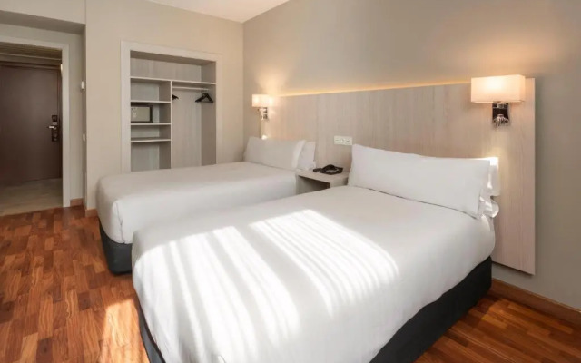 Hotel Zaragoza Royal
