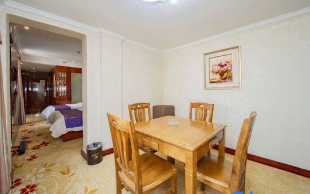 Yongzhou Little Swan Hotel