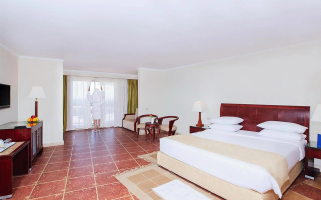 Coral Sea Beach & Aqua Park