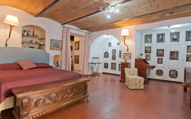 Rental in Rome Arco Ciambella Studio