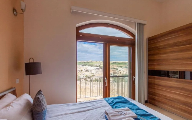 Harbour Views Gozitan Villa + Shared Pool