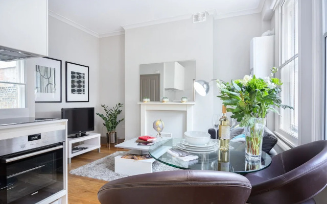 One Bed Serviced Apts near Oxford Street