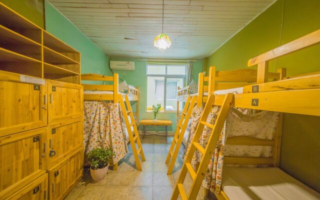 Chengdu Nova Traveller Lodge