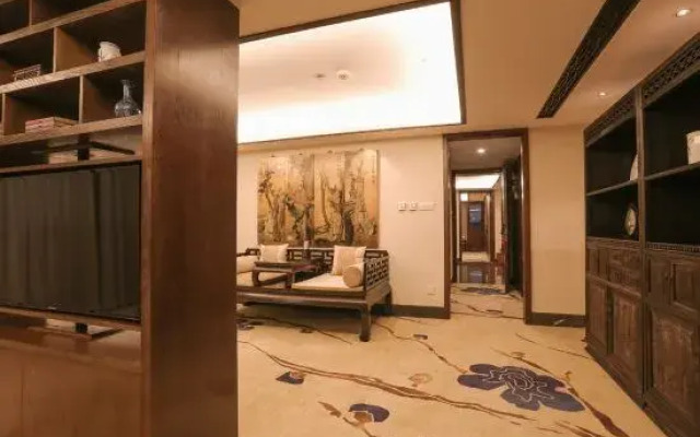 Wuzhen Zhaoming House