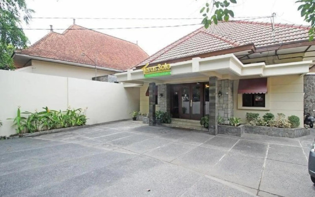 Airy Syariah Kapten Mulyadi 166 Solo