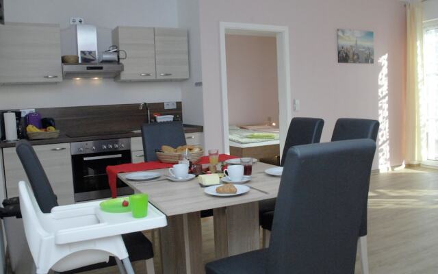 Gorgeous Apartment in Pepelow near Sea