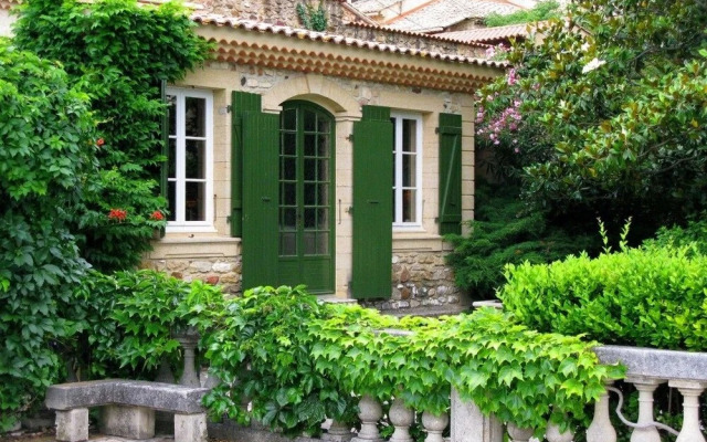 The Rhone Retreat