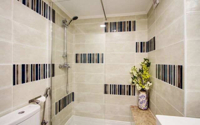 Cozy 1 Bed in the Heart of Alfama w Aircon