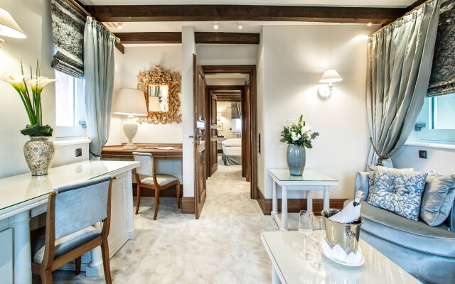 Victor's Residenz - Hotel Schloss Berg