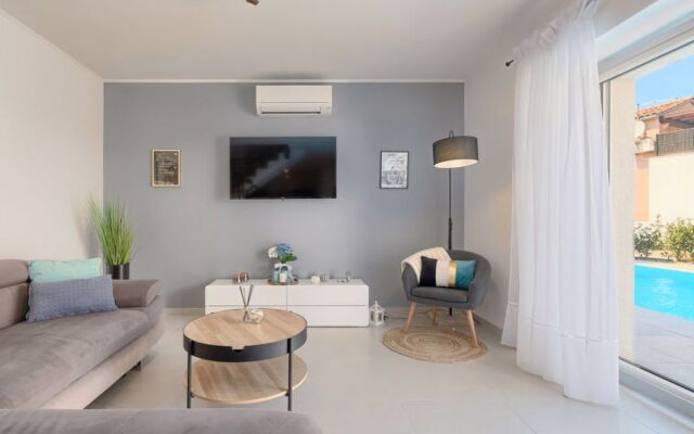 Villa Karmen (Roj454)