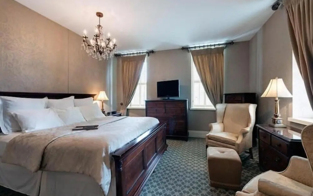 Nicollet Island Inn