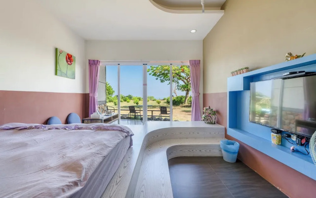 Happiness Ocean View B&B