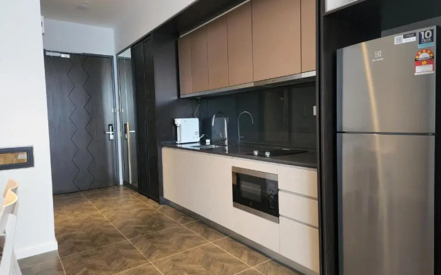 Scarletz Suites KLCC by Infini Suites