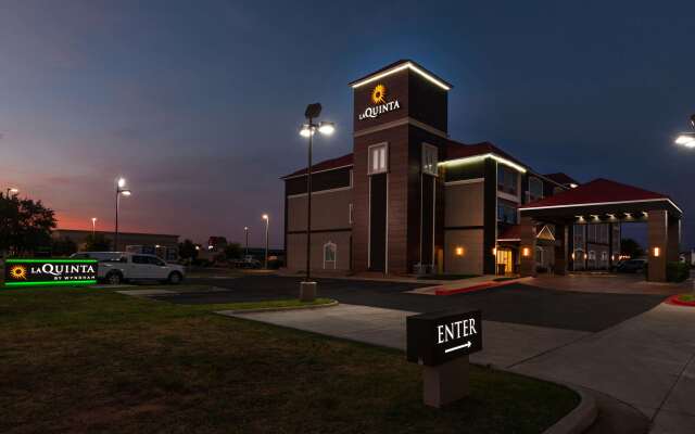 La Quinta Inn & Suites by Wyndham Midland North