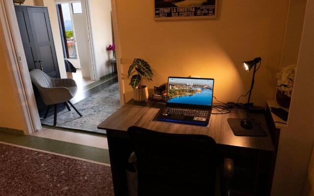 Lovely 1-bdrm condo, balconies 5 min walk to beach