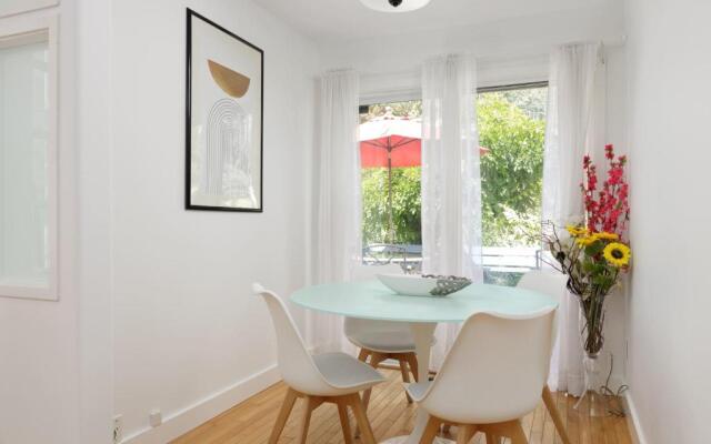 Spacious 3 bedroom property in North Vancouver