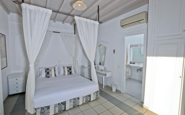 Mykonos Palace Beach Hotel